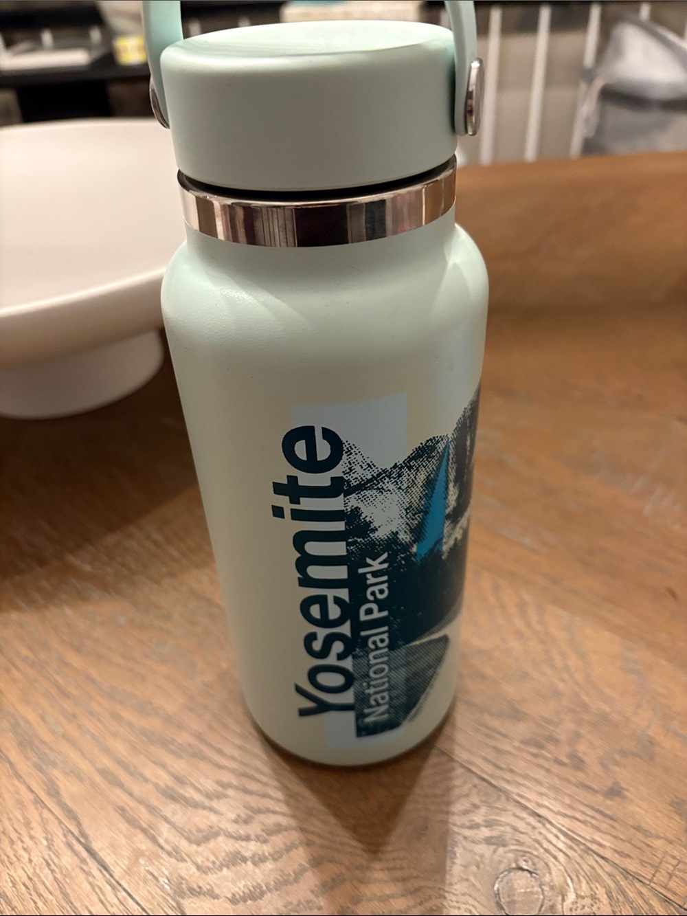 Hydro Flask Yosemite National Park 150th Anniversary 32oz LIMITED EDITION
